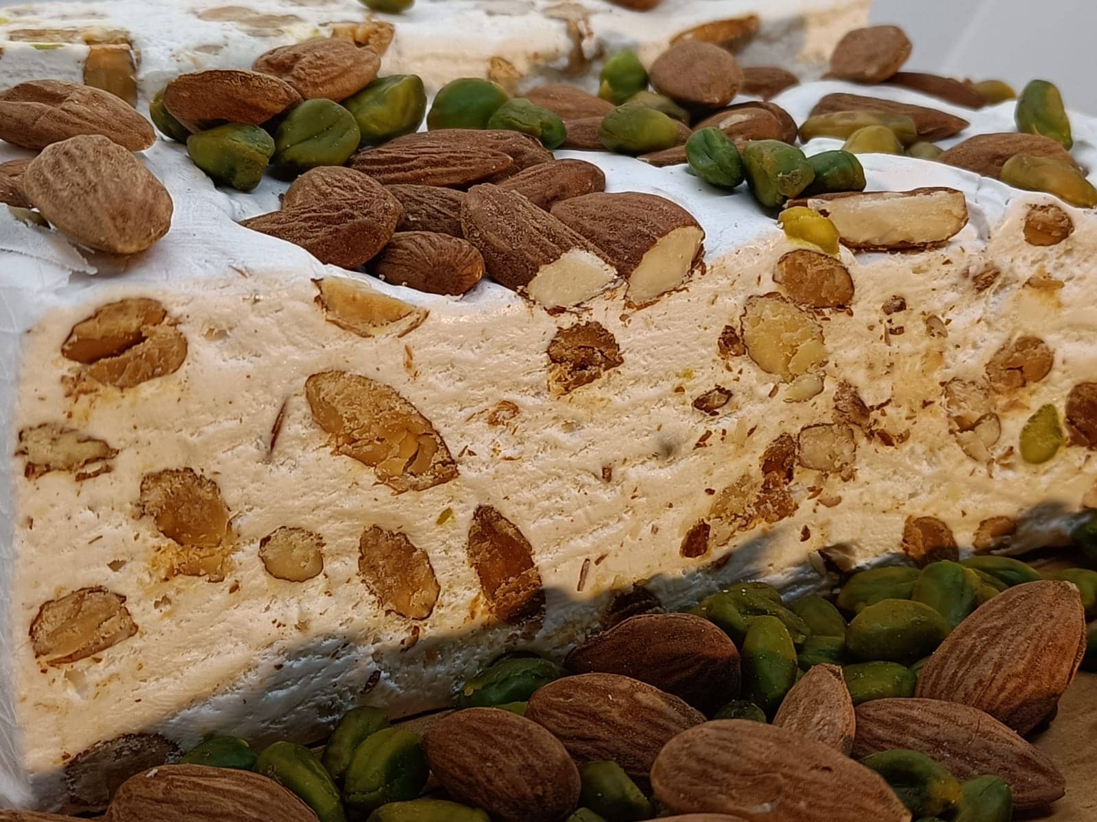 NOUGAT BLANC TENDRE DE NOËL – CULTURE CRUNCH